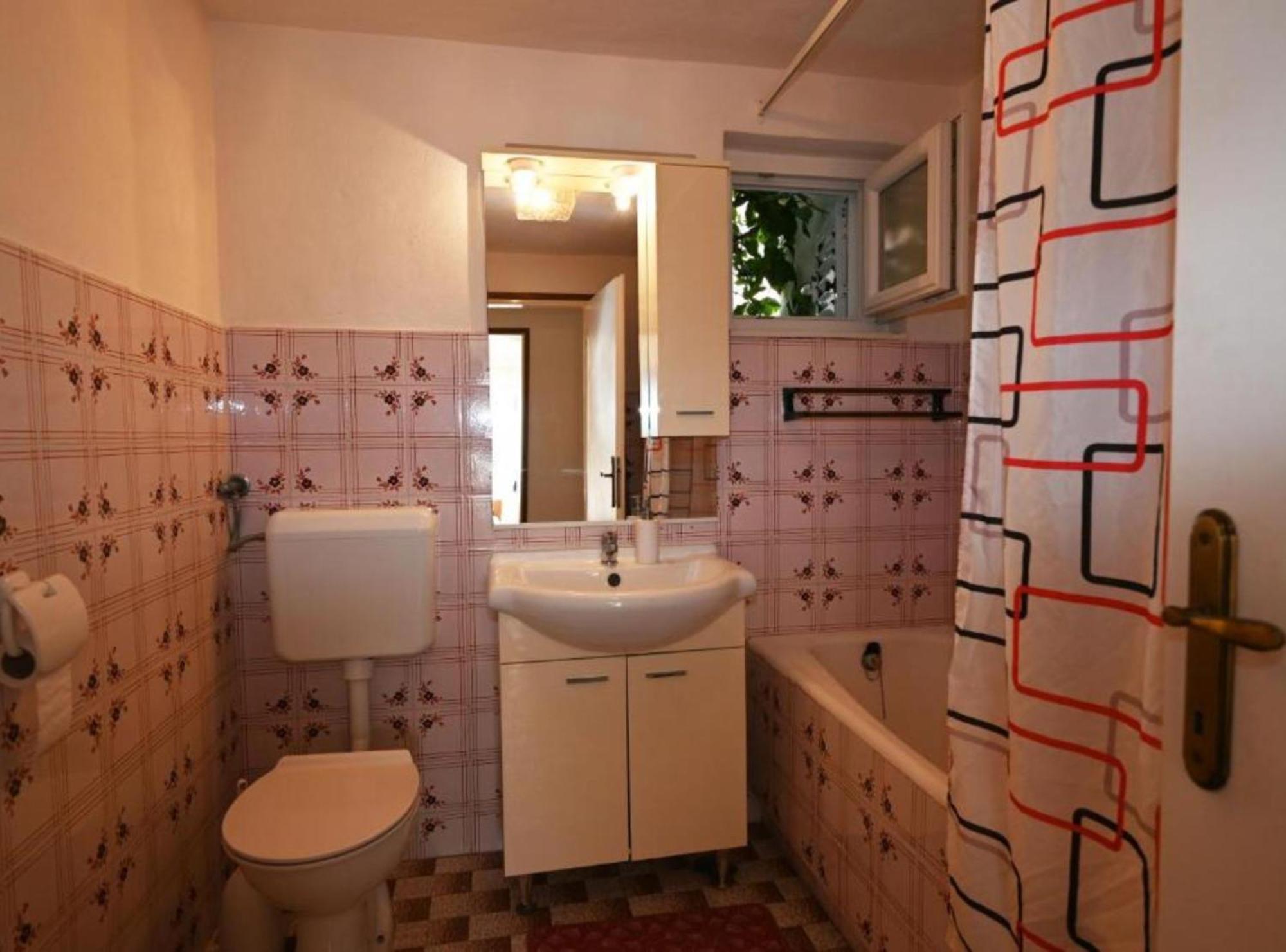 Apartments Mihovilovic - 50 M From Beach Slatine Eksteriør bilde