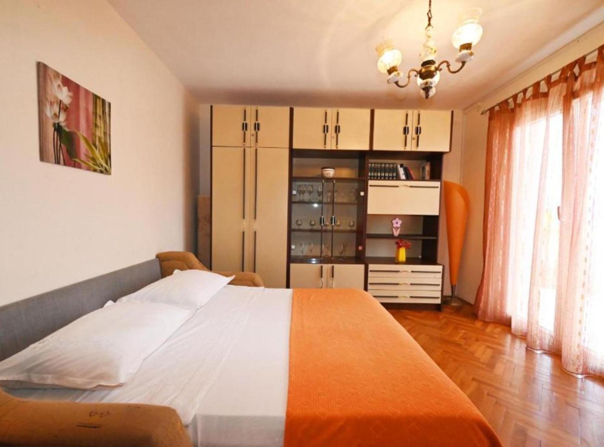 Apartments Mihovilovic - 50 M From Beach Slatine Eksteriør bilde